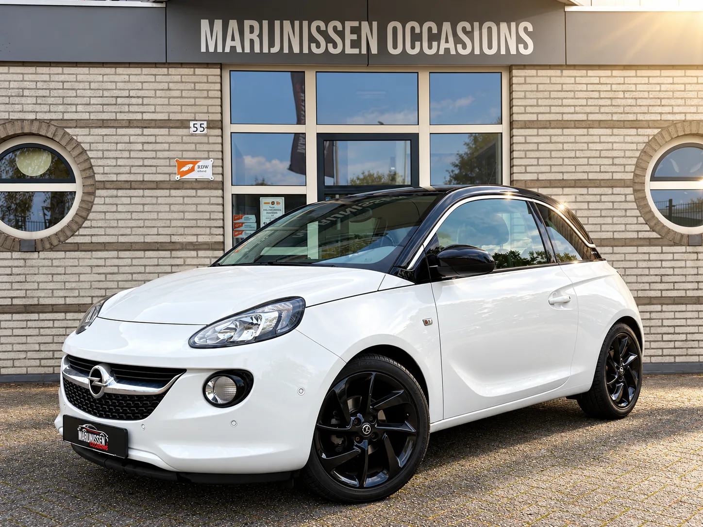 Opel Adam (2014) — foto 1
