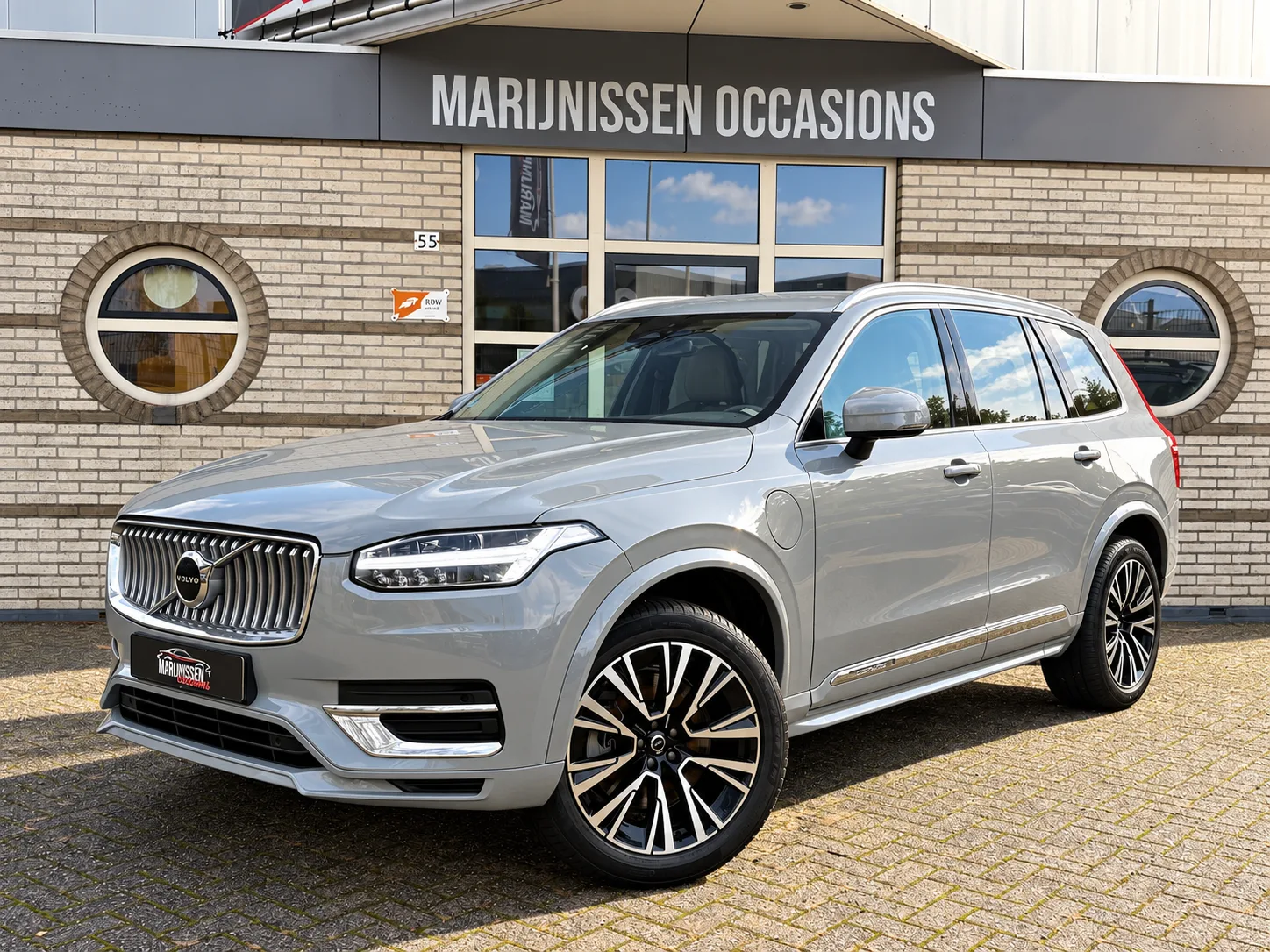 Volvo XC90 (2024) — foto 1