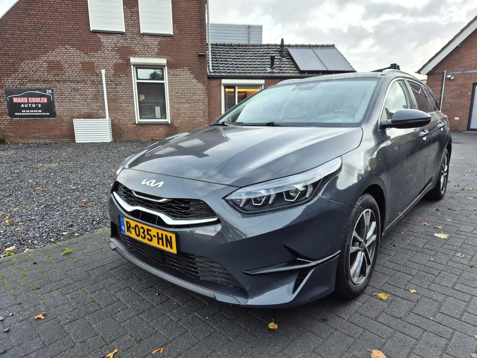 Kia Ceed (2022) — foto 1