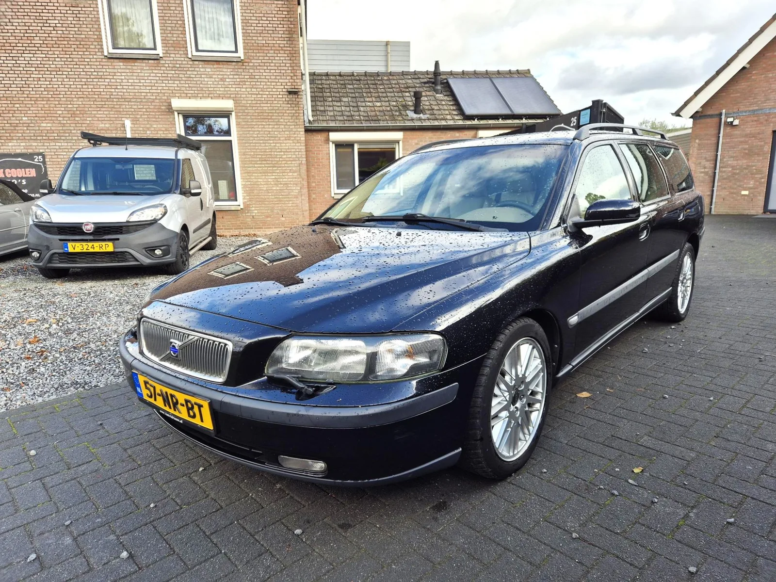 Volvo V70 (2004) — foto 1