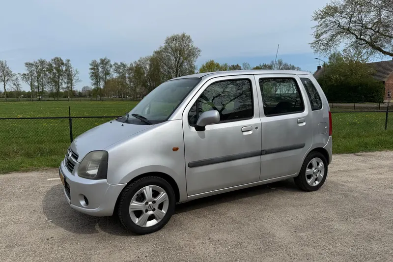 Opel Agila (2004)