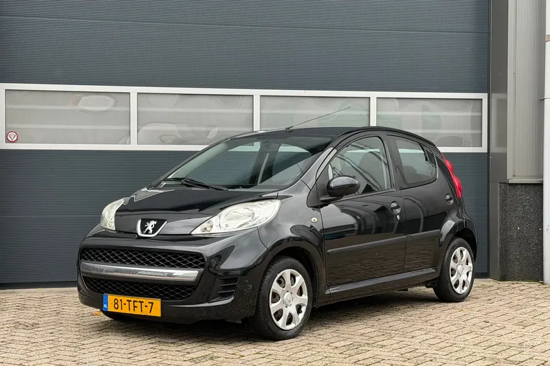 Peugeot 107 (2012)