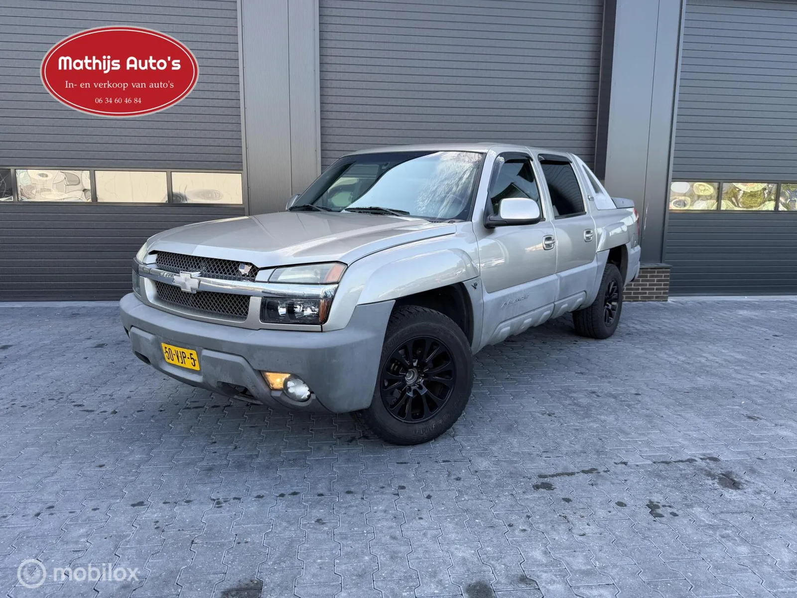 Chevrolet Avalanche (2002) — foto 1