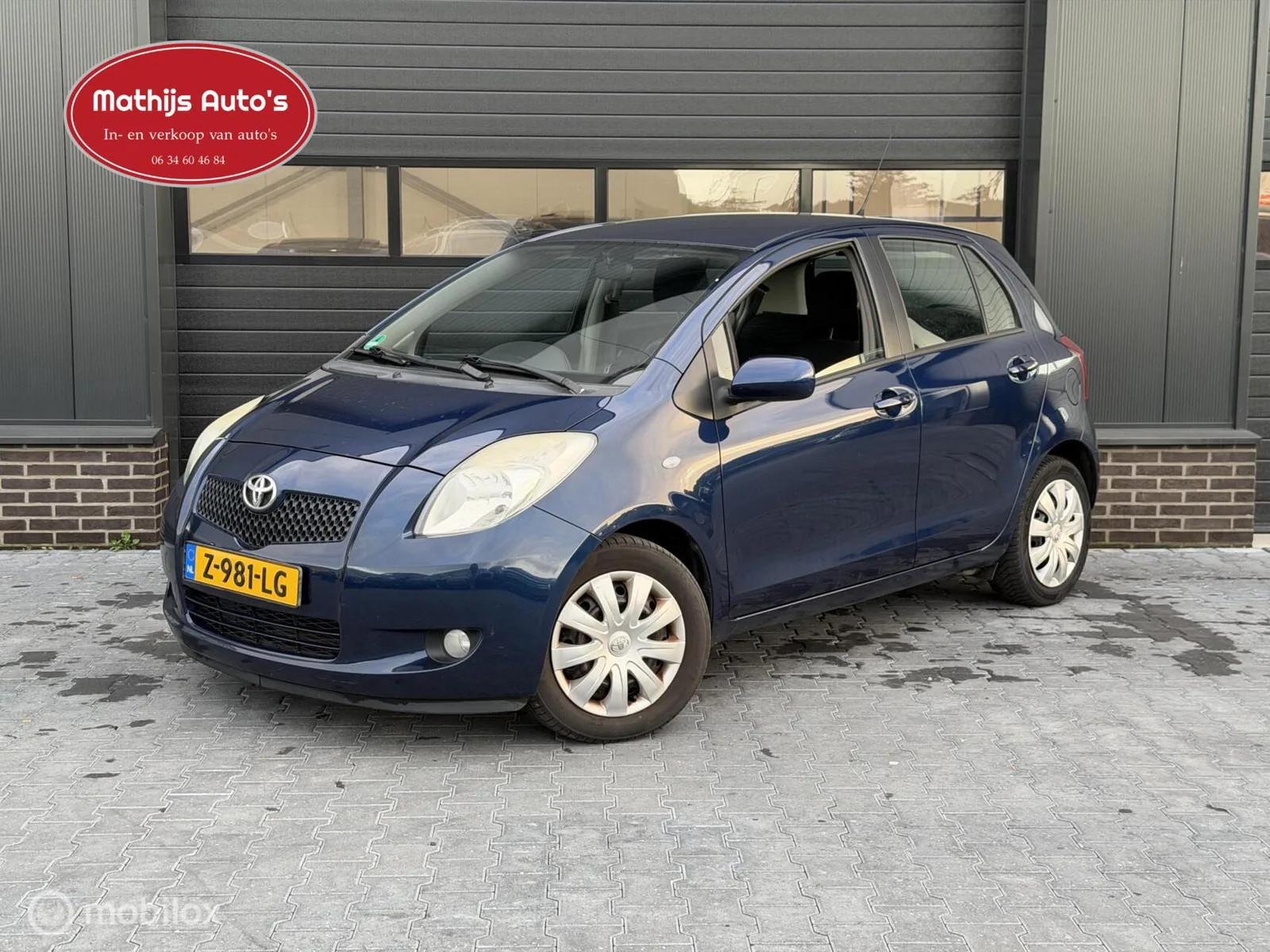 Toyota Yaris (2008) — foto 1