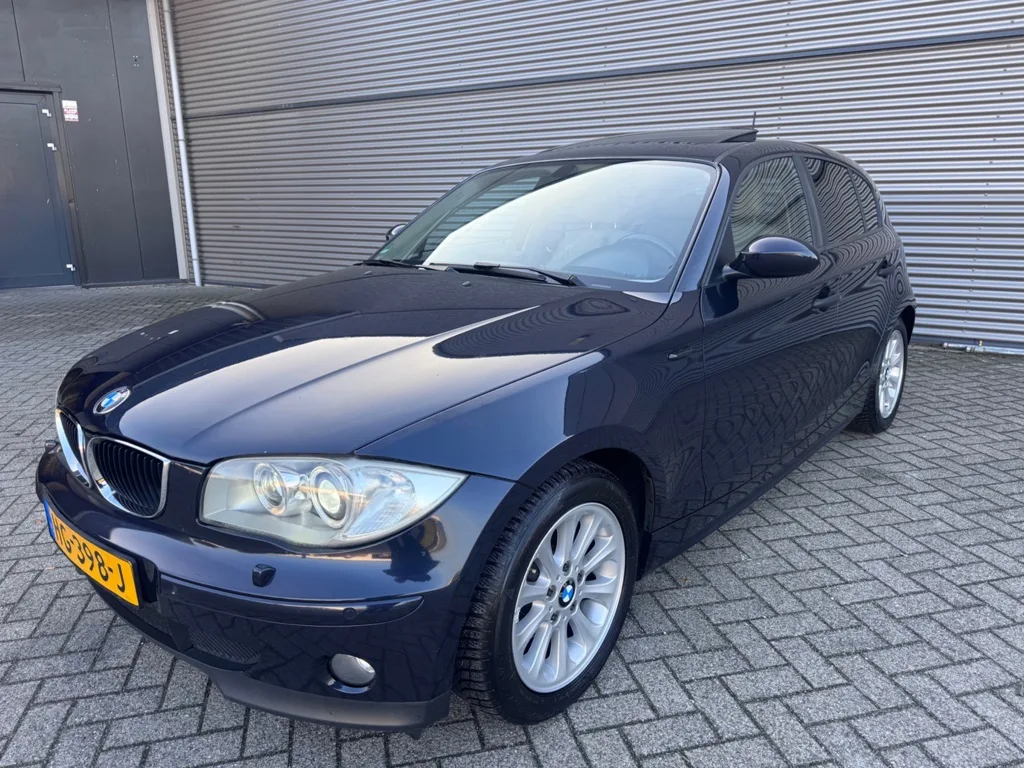 BMW 1-Serie (2006) — foto 1
