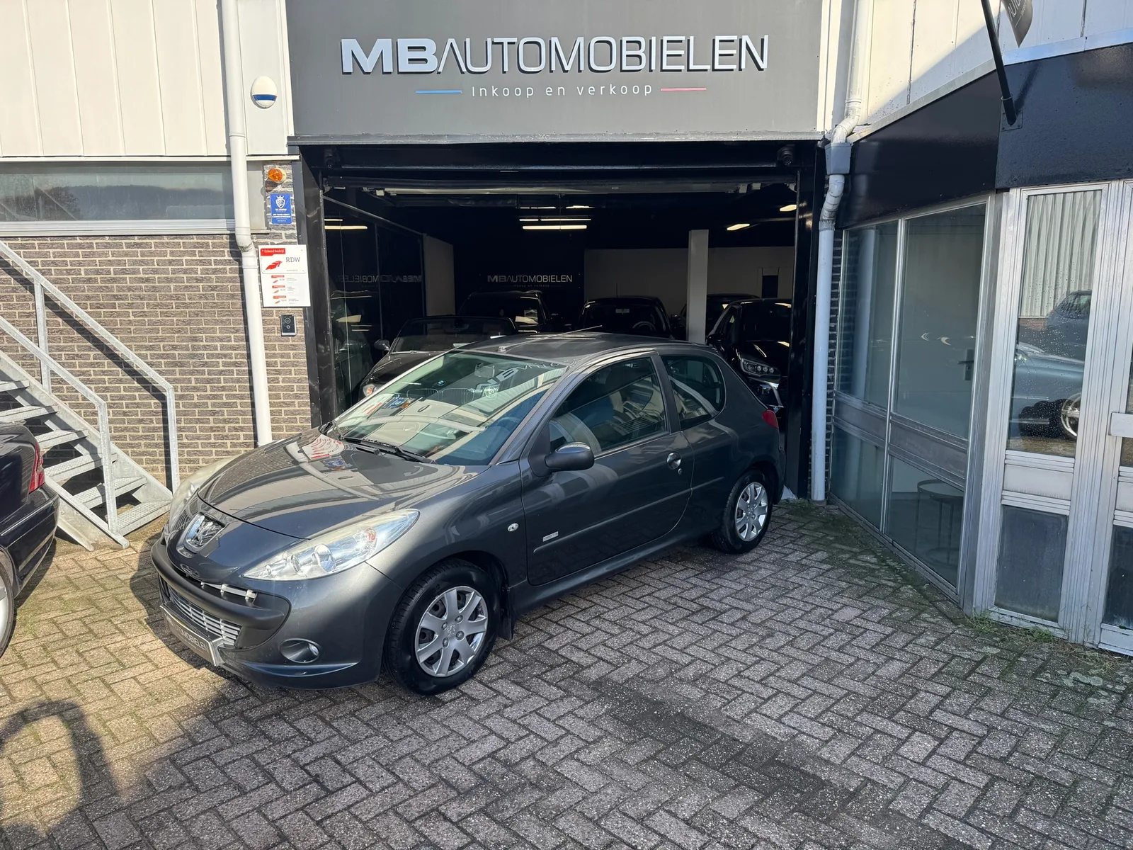 Peugeot 206+ (2011) — foto 1