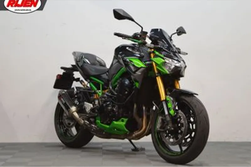 Kawasaki Z 900 SE (2024)