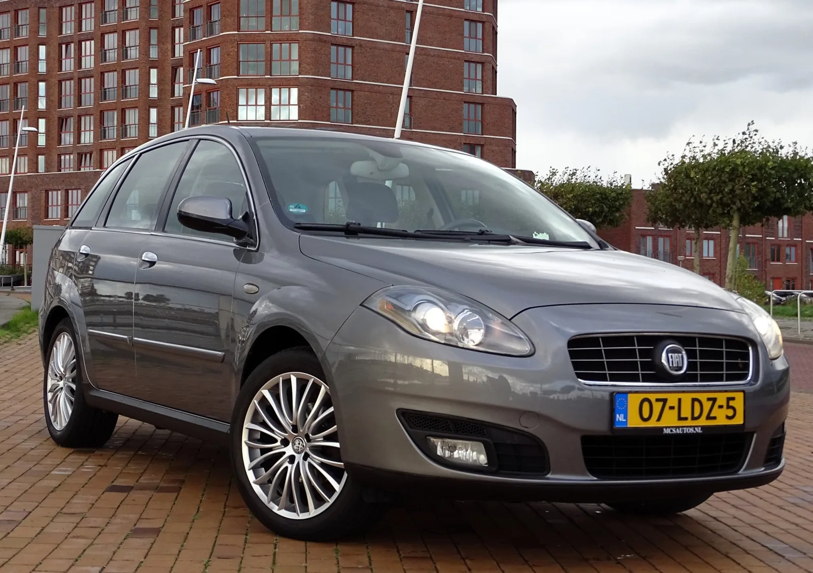 Fiat Croma (2010) — foto 1