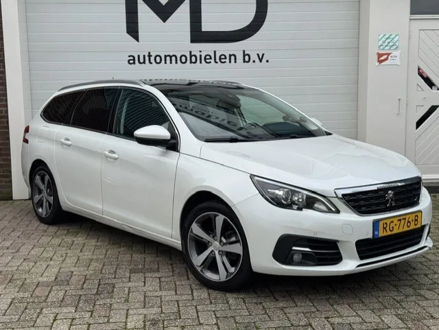 Peugeot 308 (2017) — foto 1