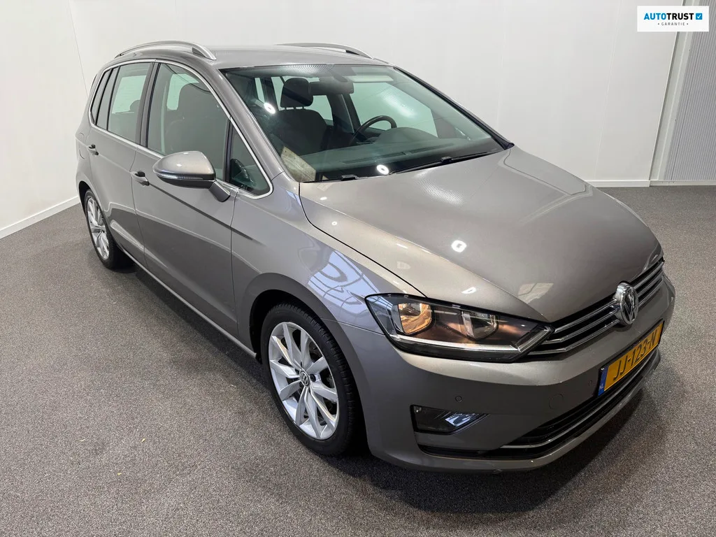 Volkswagen Golf Sportsvan (2016) — foto 1