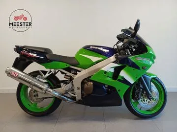 Kawasaki Ninja ZX-6R (1998) — foto 1