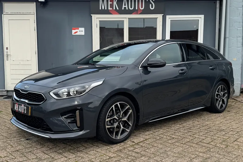 Kia ProCeed (2021)