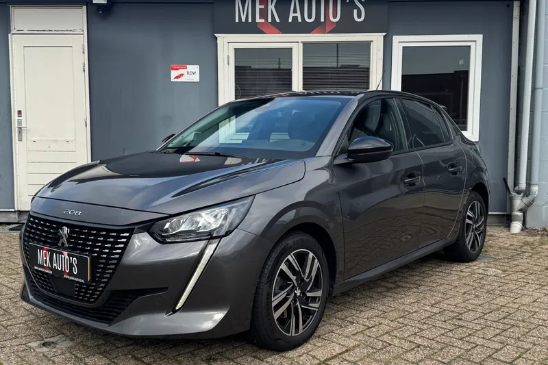 Peugeot 208 (2023)