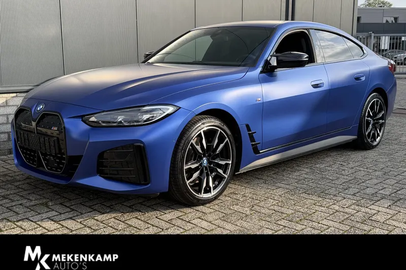 BMW i4 (2023)