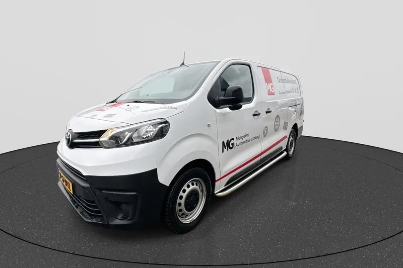 Toyota ProAce Worker (2024)