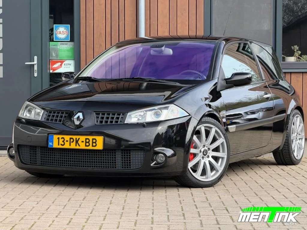 Renault Mégane (2004) — foto 1
