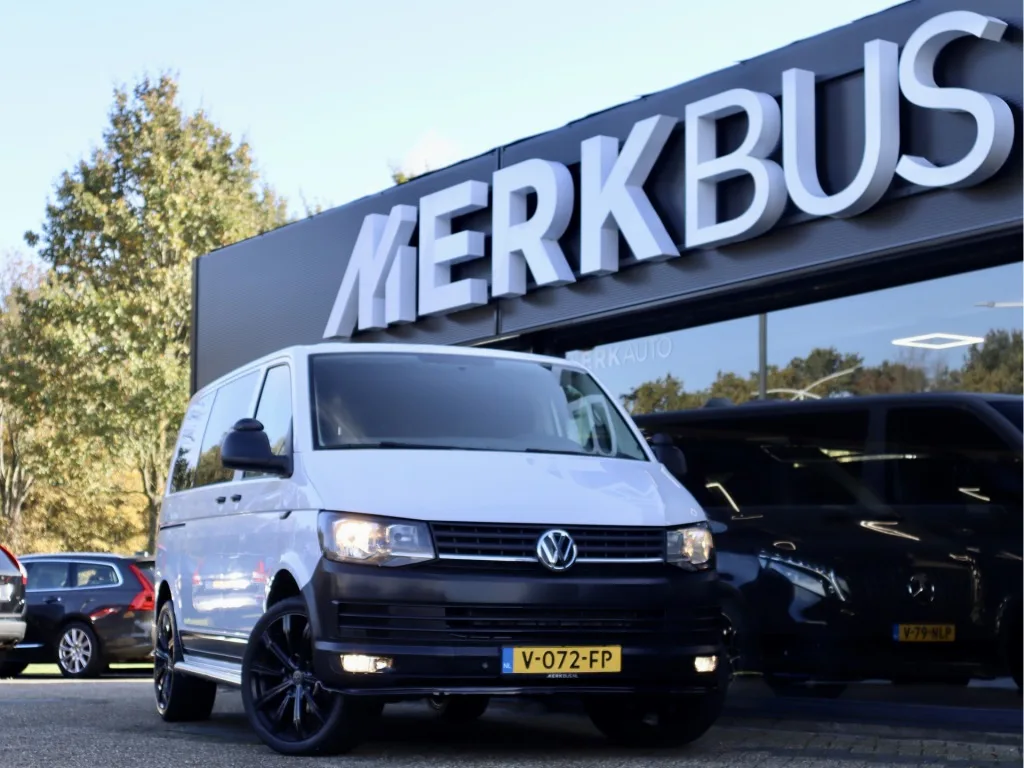 Volkswagen Transporter (2017) — foto 1