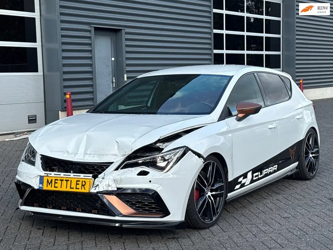 SEAT Leon (2017) — foto 1