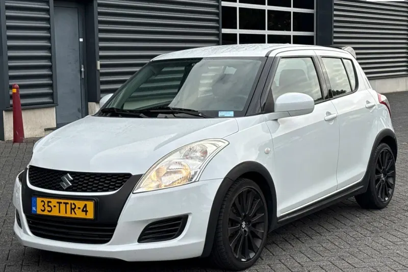 Suzuki Swift (2012)