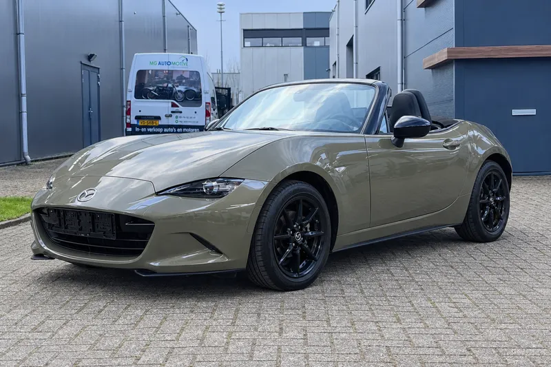 Mazda MX-5 (2024)