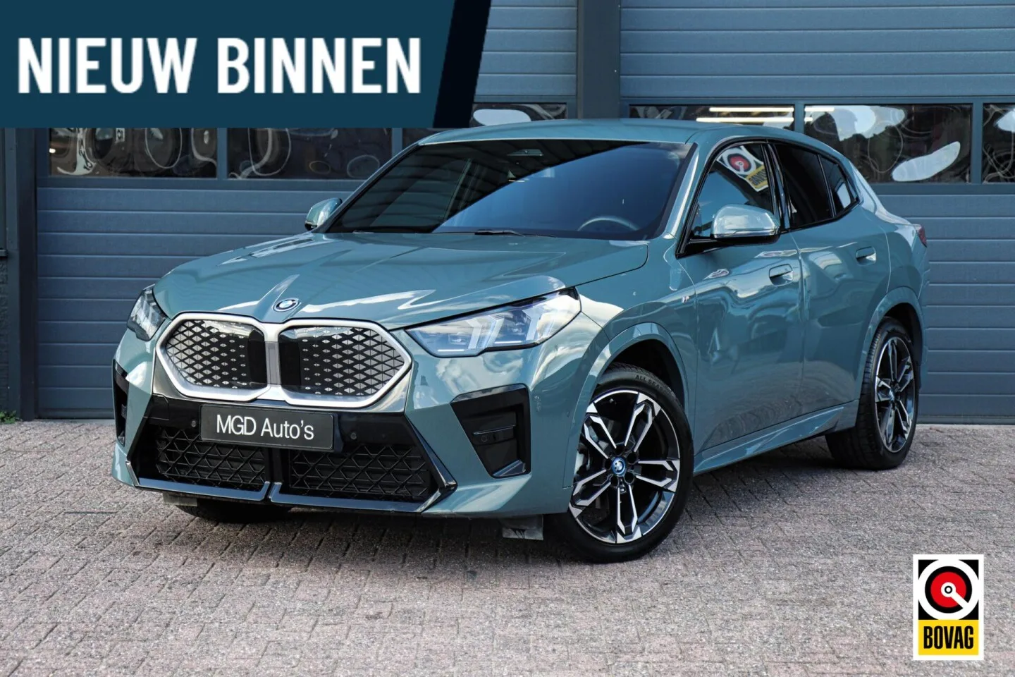 BMW iX2 (2024) — foto 1