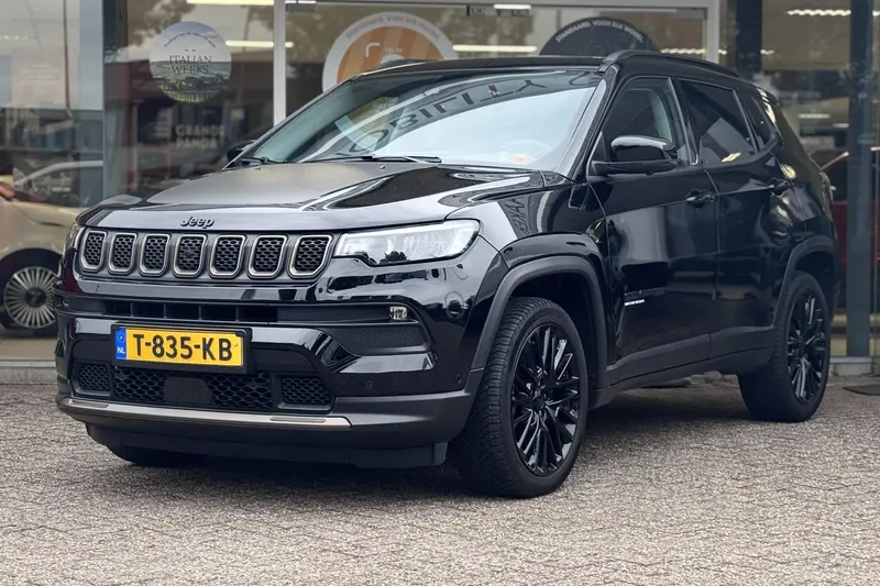 Jeep Compass (2023)