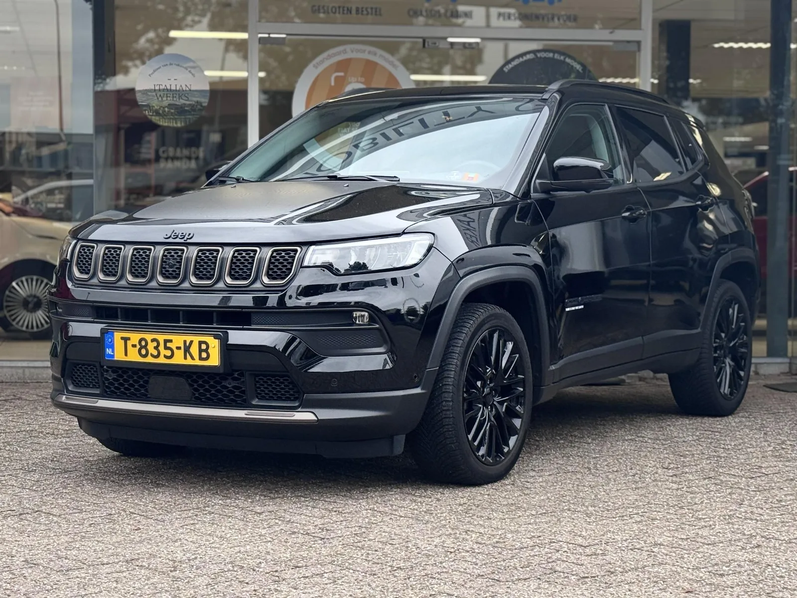 Jeep Compass (2023) — foto 1