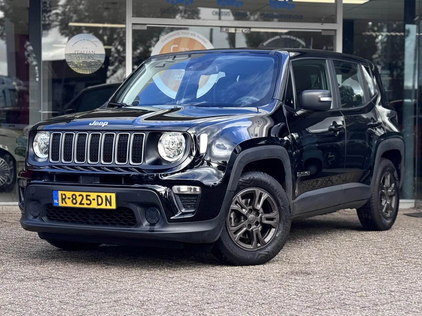 Jeep Renegade (2022) — foto 1