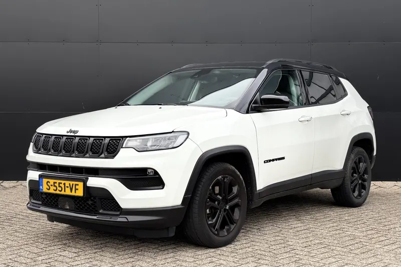 Jeep Compass (2023)