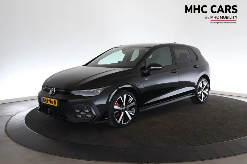 Volkswagen Golf (2024)