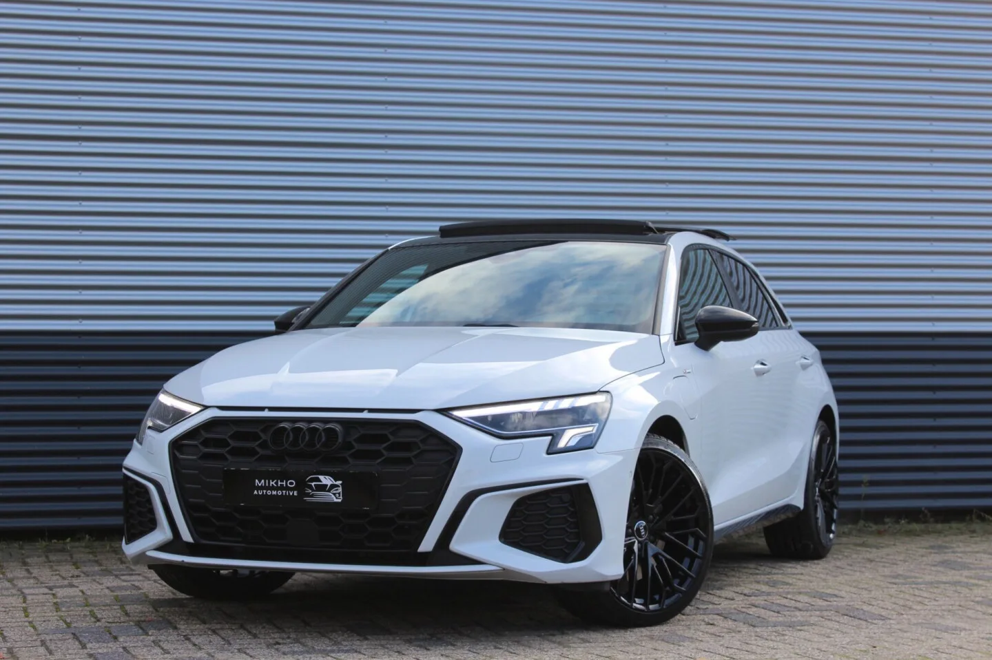 Audi A3 (2023) — foto 1
