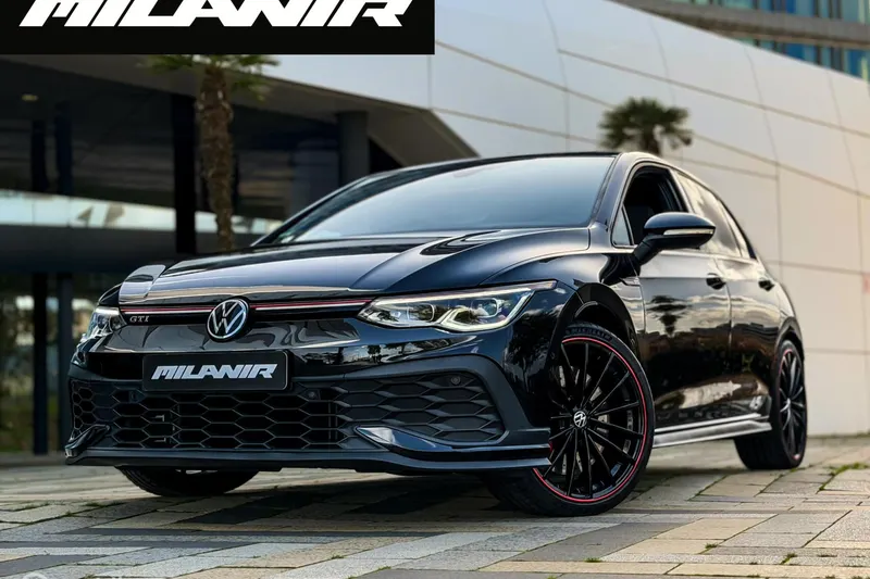Volkswagen Golf (2022)