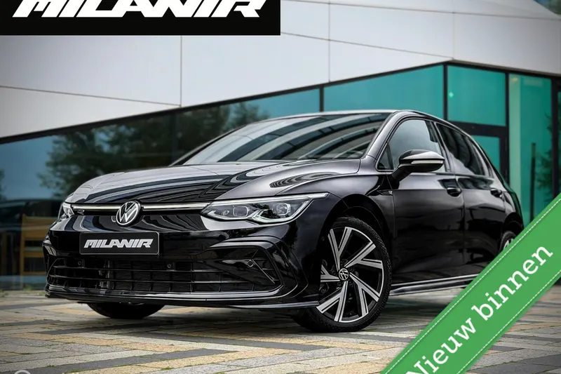 Volkswagen Golf (2023)
