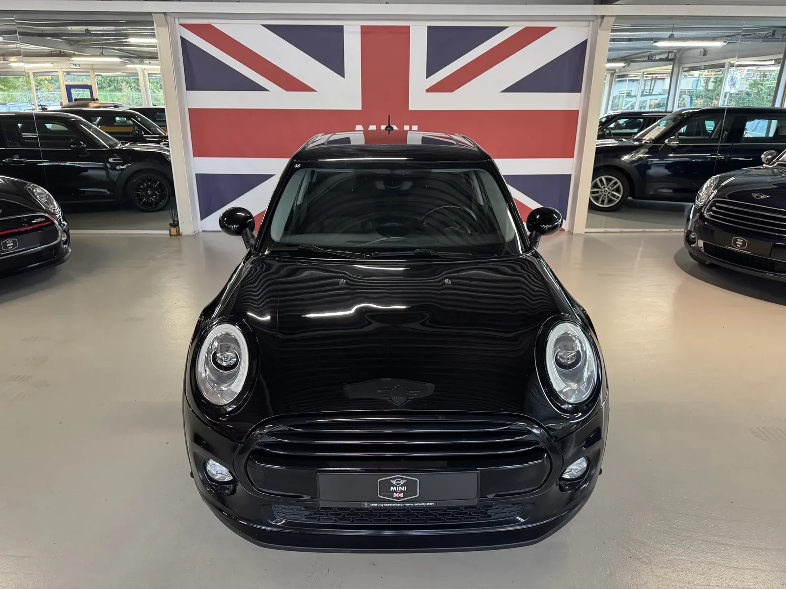 MINI Cooper (2017) — foto 1