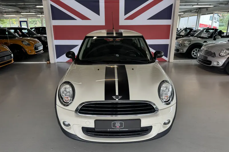 MINI One (2011)