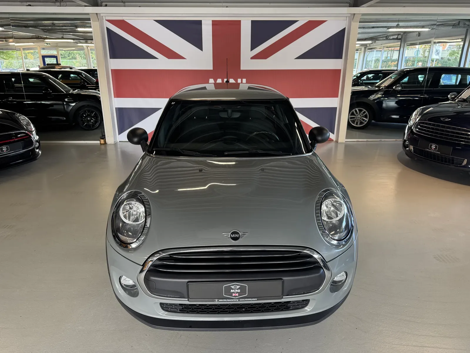 MINI One (2019) — foto 1