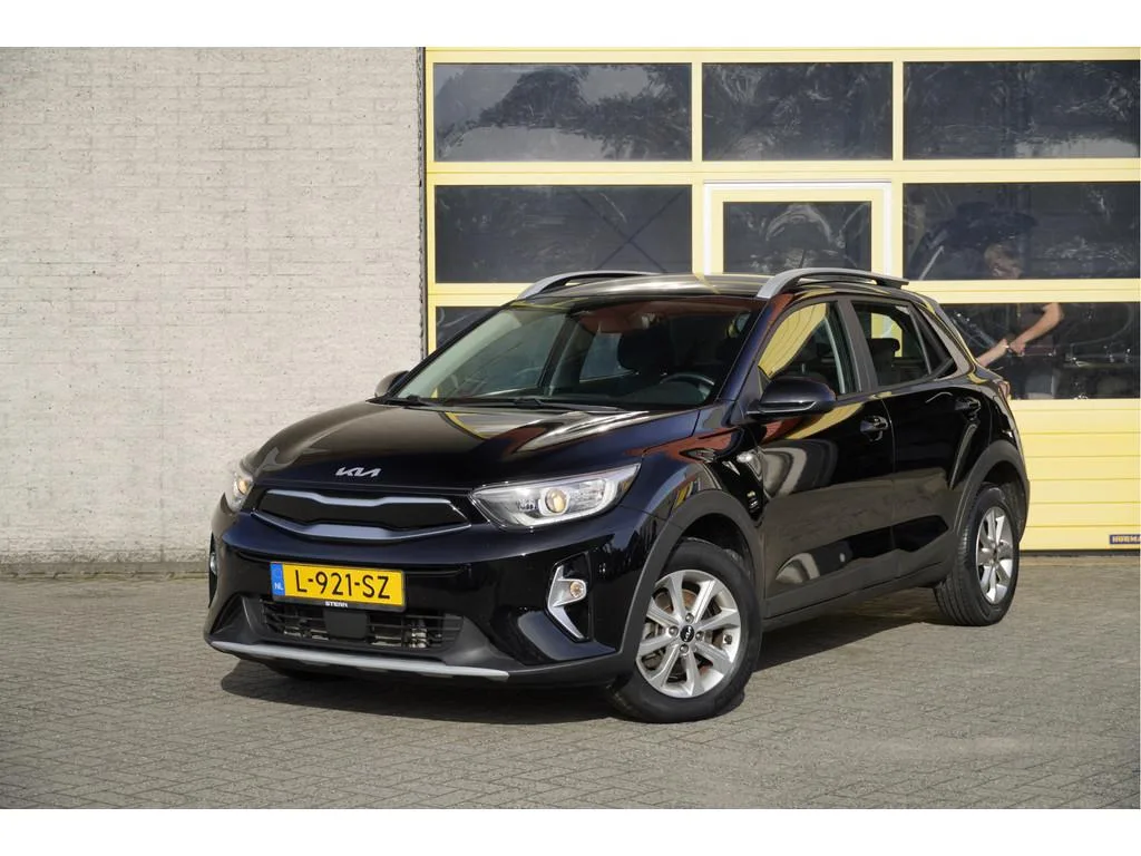 Kia Stonic (2021) — foto 1