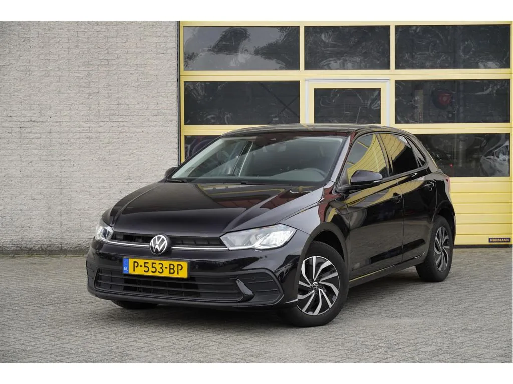 Volkswagen Polo (2022) — foto 1