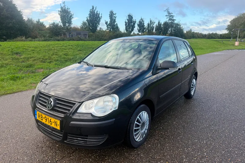 Volkswagen Polo (2008)