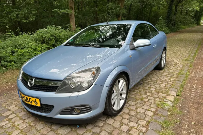Opel Astra (2006)