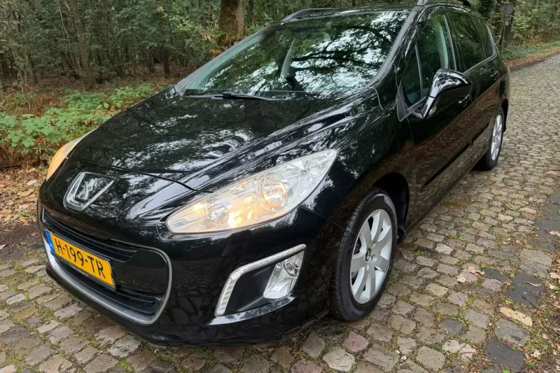 Peugeot 308 (2013)