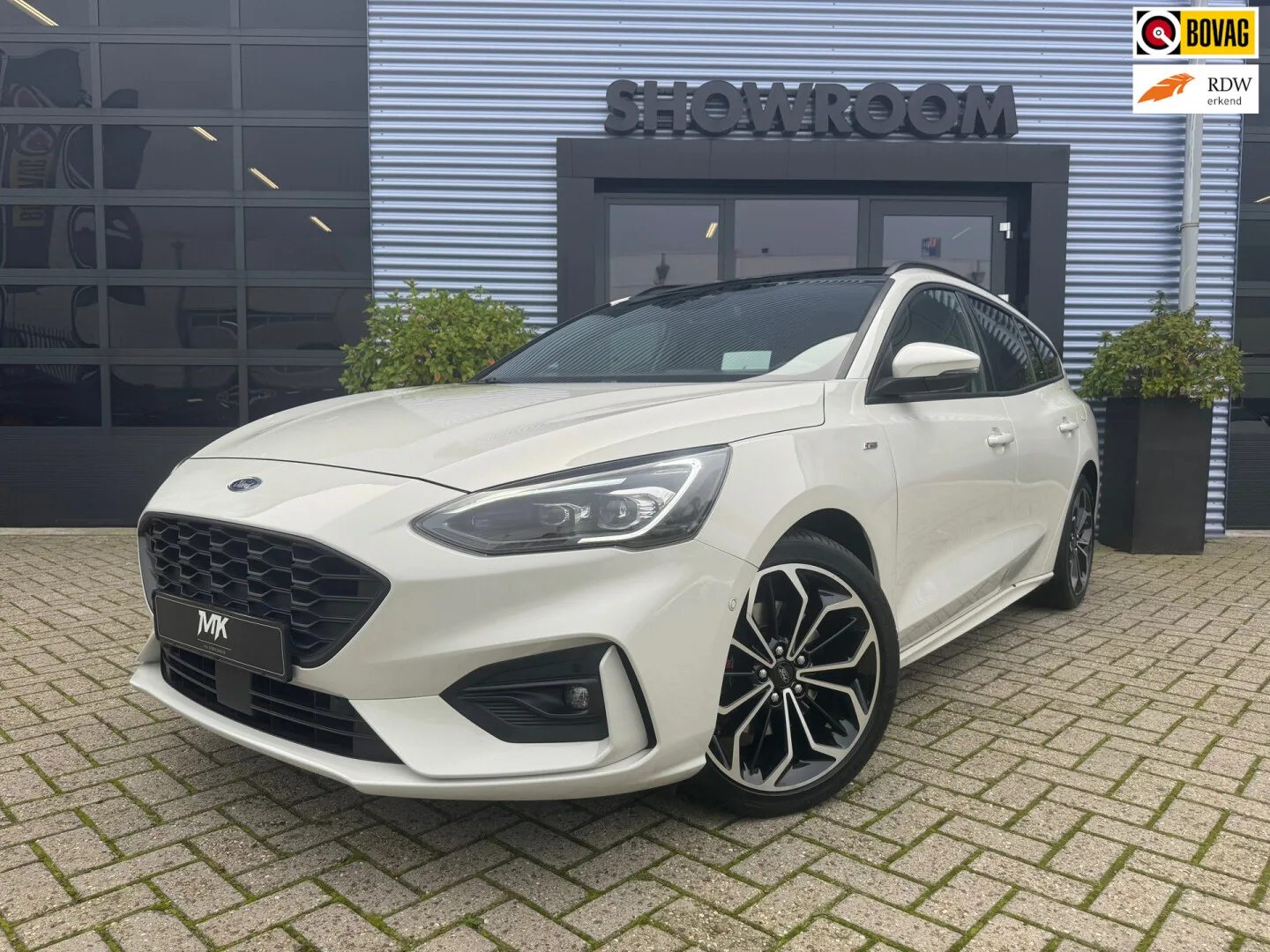 Ford Focus (2021) — foto 1