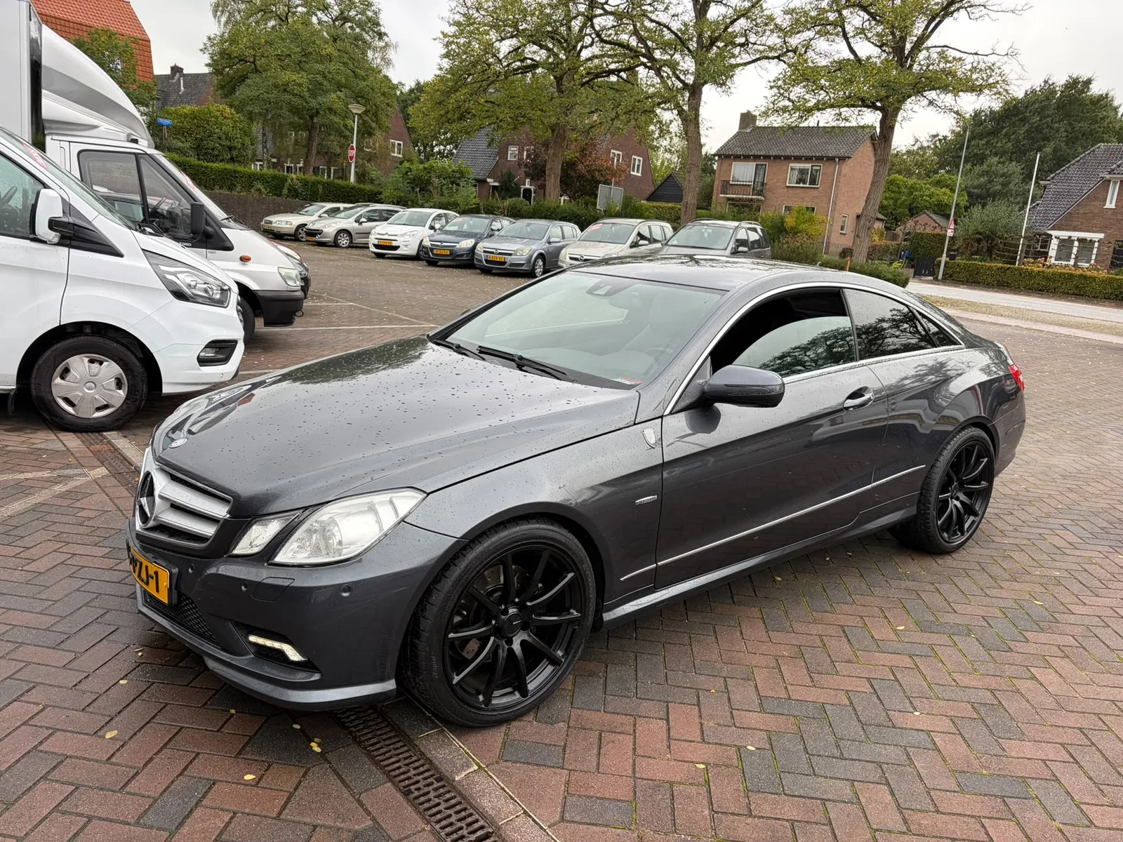 Mercedes-Benz E-Klasse (2009) — foto 1