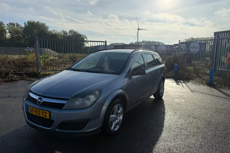 Opel Astra (2005)