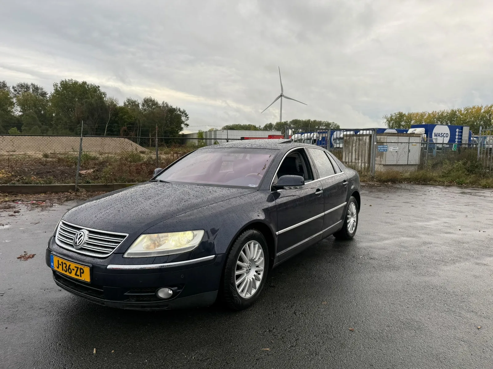 Volkswagen Phaeton (2003) — foto 1