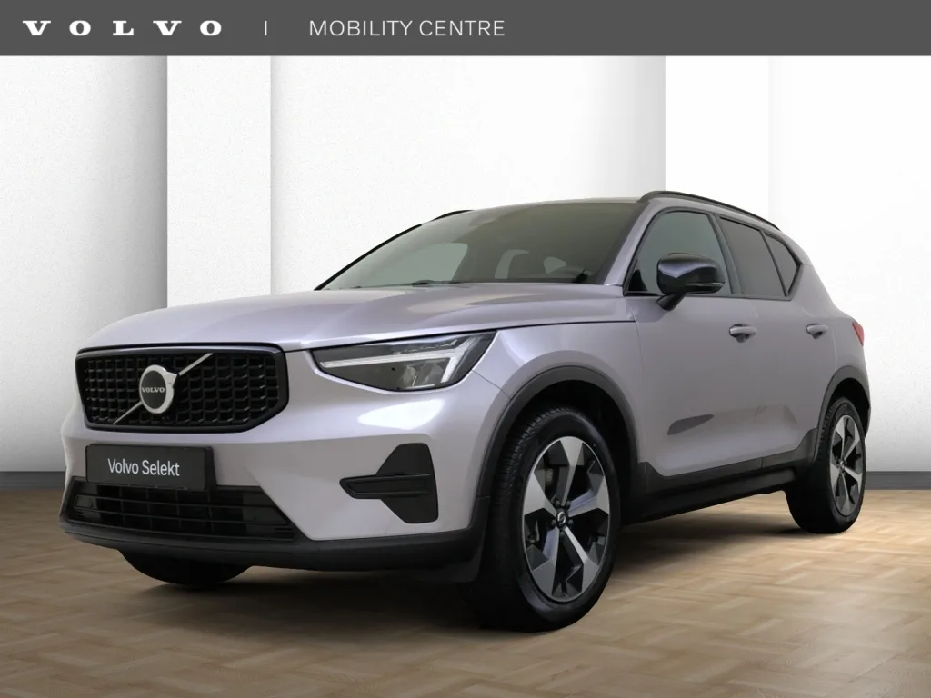 Volvo XC40 (2026) — foto 1