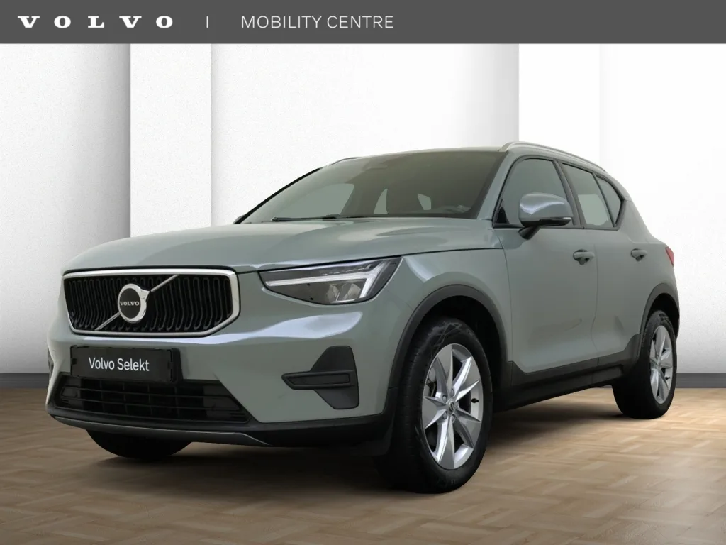 Volvo XC40 (2024) — foto 1