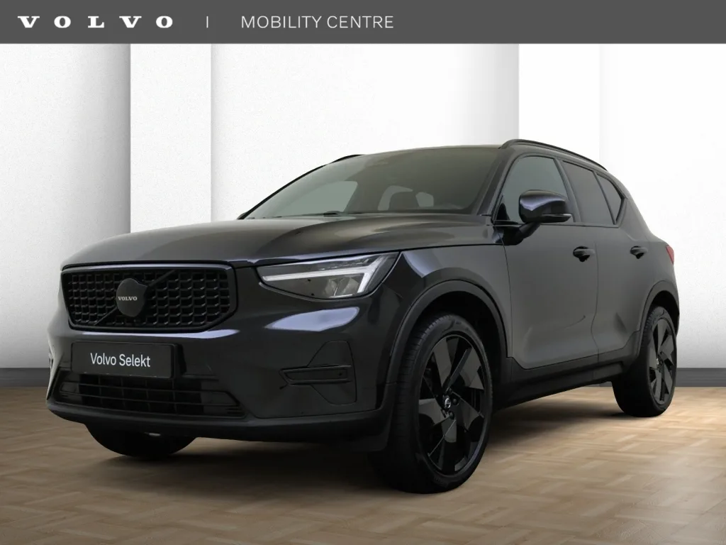 Volvo XC40 (2025) — foto 1