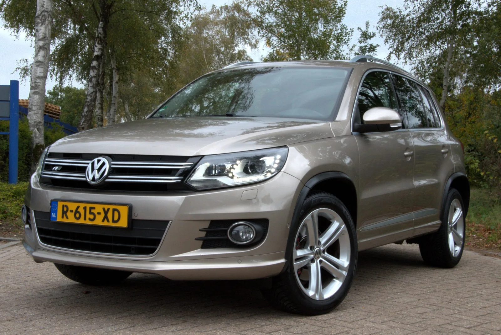 Volkswagen Tiguan (2015) — foto 1