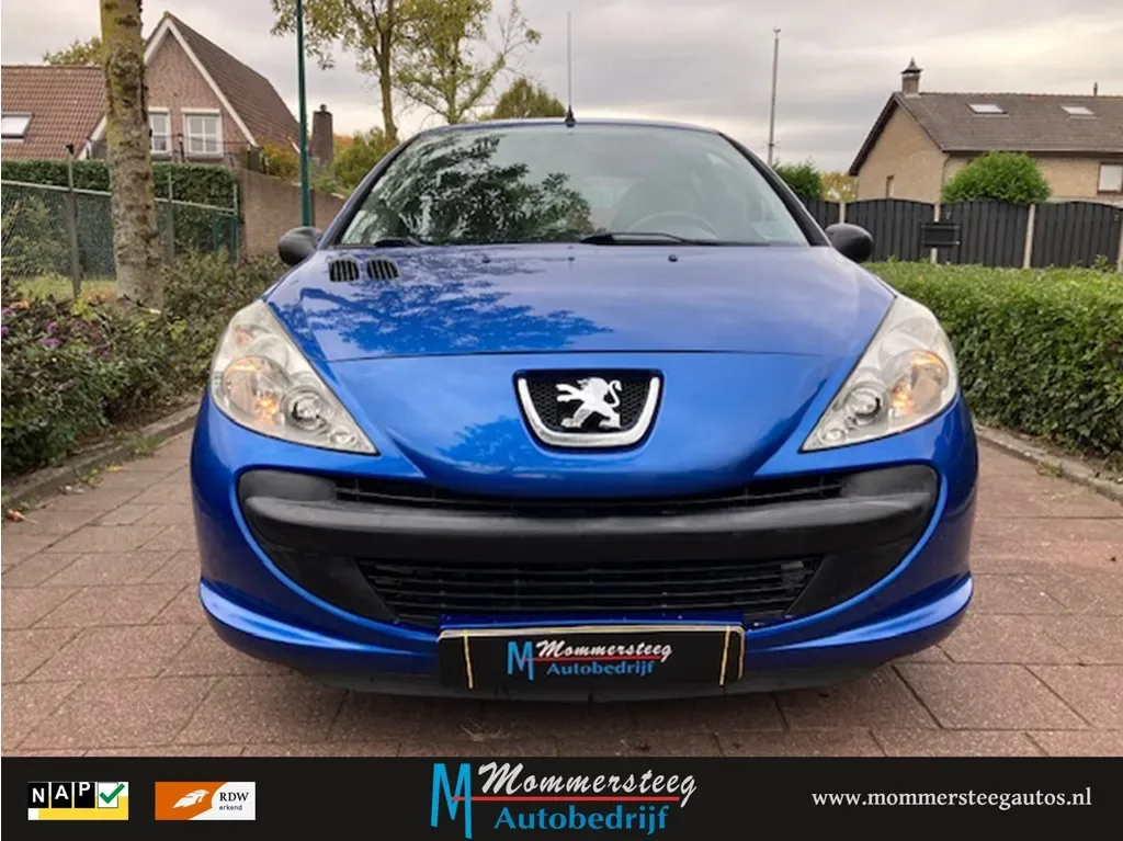 Peugeot 206 (2010) — foto 1